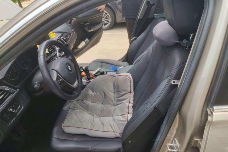 Used BMW 3 Series 2016 320Li Ambition Model Left Front Seat
