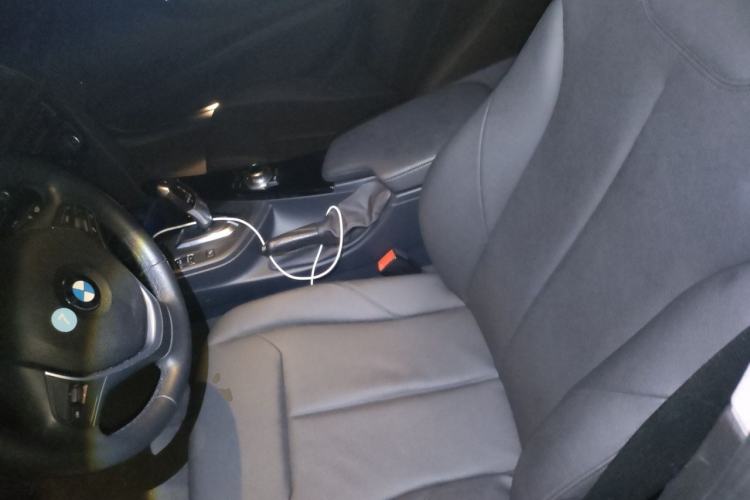 Used BMW 3 Series 2016 320Li Fashion Model Left Front Seat