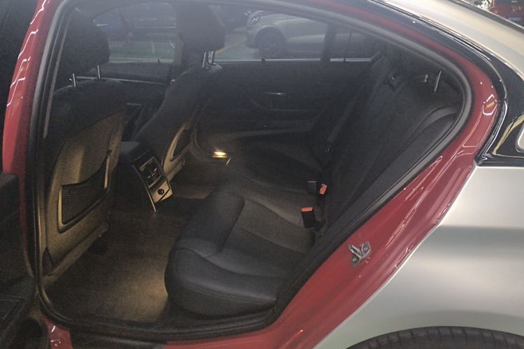 Used BMW 3 Series 2016 320Li Ambition Model Left Rear Seat