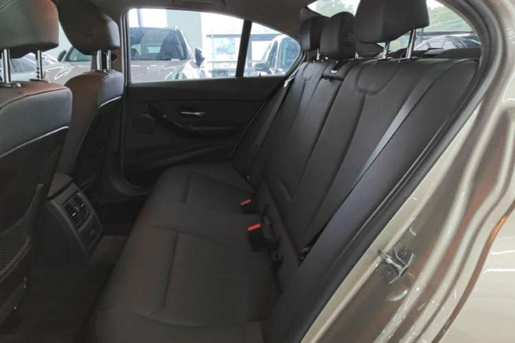 Used BMW 3 Series 2016 316i Fashion Model Left Rear Seat
