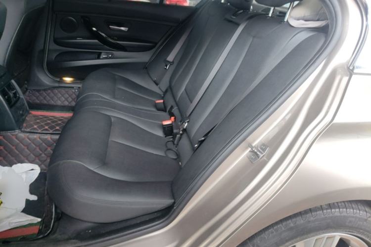 Used BMW 3 Series 2016 320Li Fashion Model Left Rear Seat