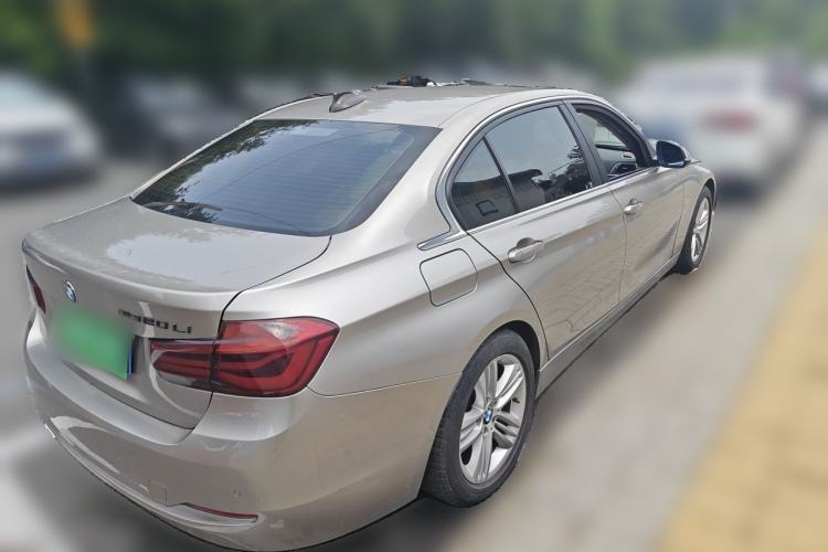 Used BMW 3 Series 2016 320Li Fashion Model Rear Right 45 Deg