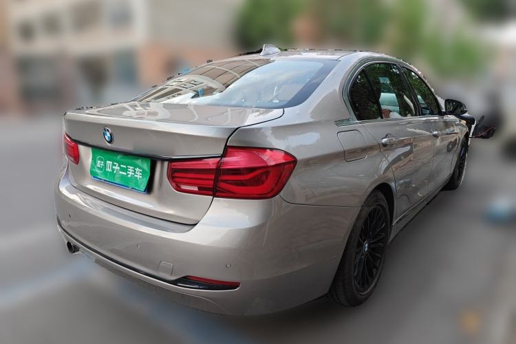 Used BMW 3 Series 2016 320Li Luxury Design Package Rear Right 45 Deg