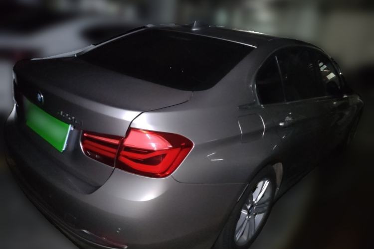 Used BMW 3 Series 2016 320Li Fashion Model Rear Right 45 Deg