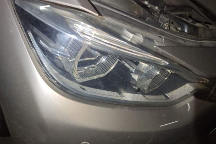 Used BMW 3 Series 2016 320Li Fashion Model Right Front Headlight