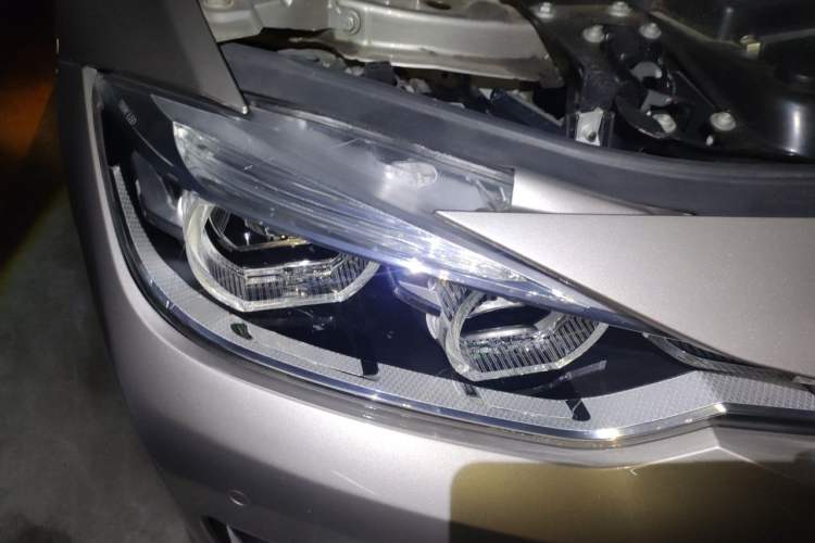 Used BMW 3 Series 2016 320Li Fashion Model Right Front Headlight