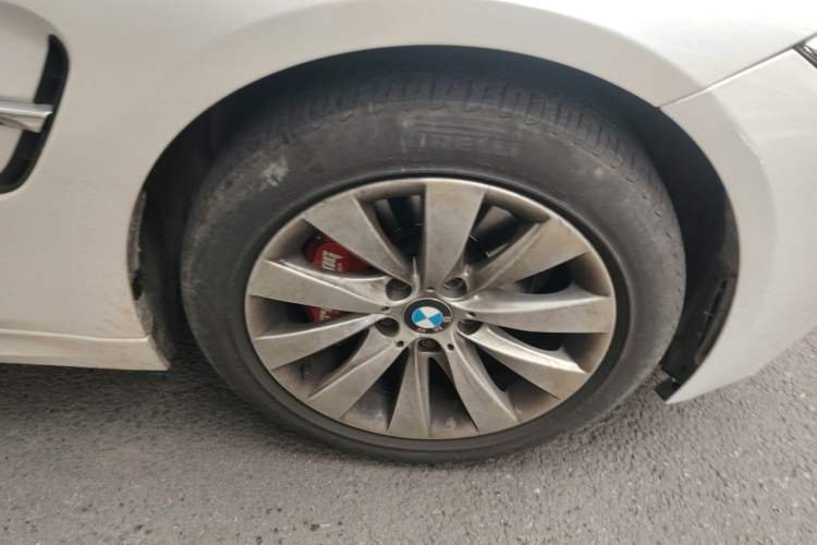 Used BMW 3 Series 2016 328Li Fashion Model Right Front Wheel Hub