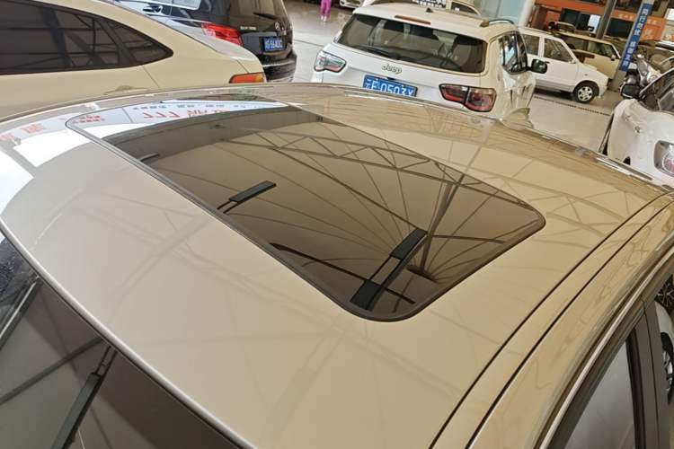 Used BMW 3 Series 2016 320Li Fashion Model Roof