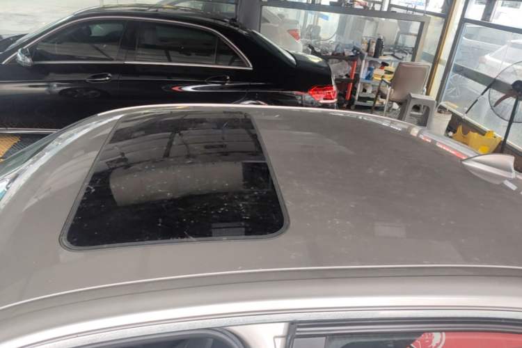 Used BMW 3 Series 2016 320Li Fashion Model Roof