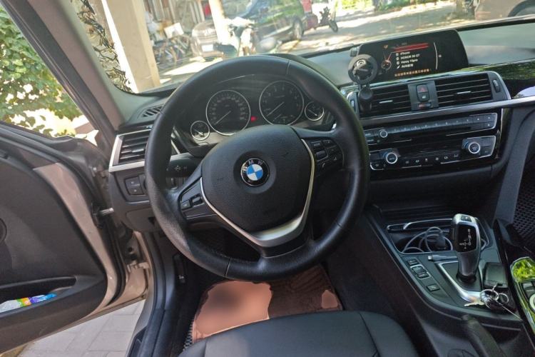 Used BMW 3 Series 2016 320Li Fashion Model Steering Wheel