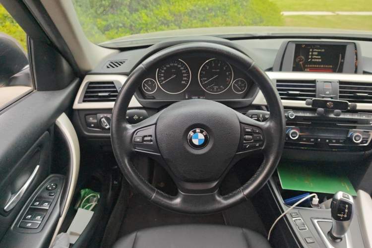 Used BMW 3 Series 2016 316i Fashion Model Steering Wheel