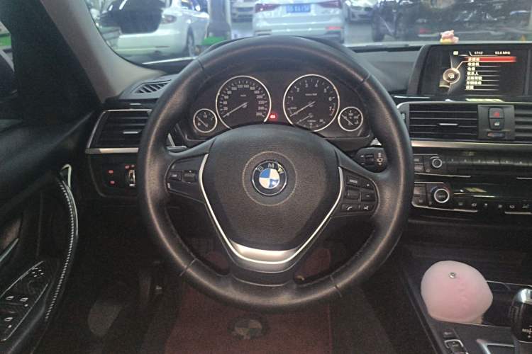Used BMW 3 Series 2016 320Li Ambition Model Steering Wheel