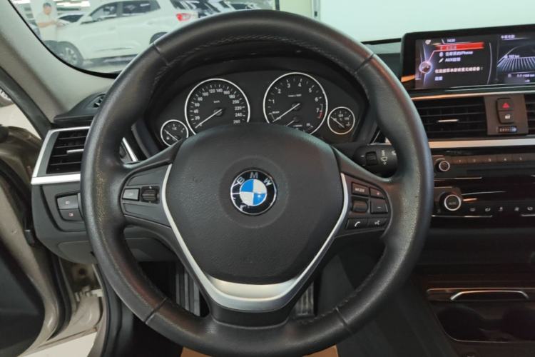 Used BMW 3 Series 2016 316i Fashion Model Steering Wheel