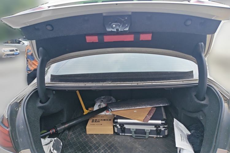 Used BMW 3 Series 2016 320Li Fashion Model Trunk