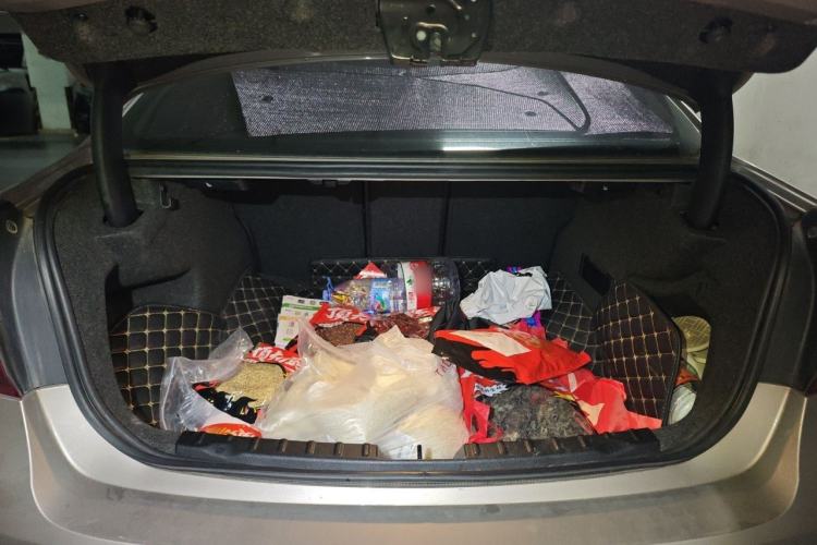 Used BMW 3 Series 2016 320Li Fashion Model Trunk