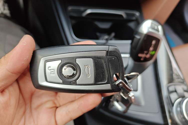 Used BMW 3 Series 2016 320Li Luxury Design Package Vehicle Key