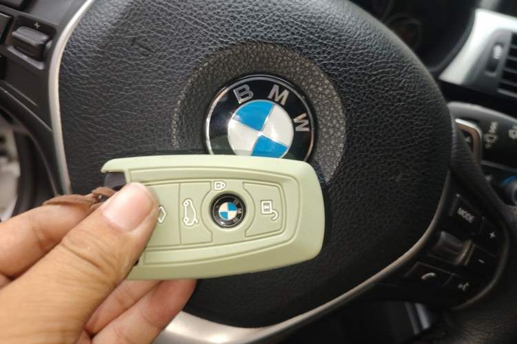 Used BMW 3 Series 2016 328Li Fashion Model Vehicle Key