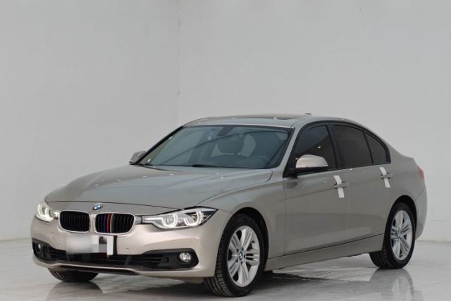 Used BMW 3 Series 2016 320i Fashion Model
