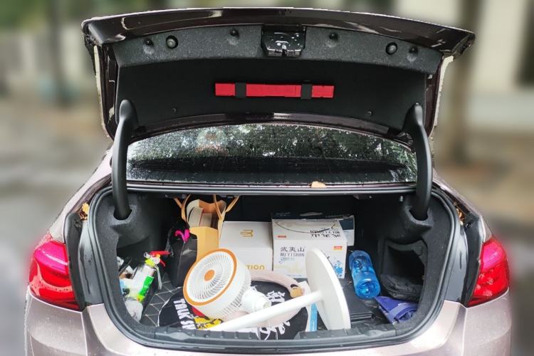 Used BMW 3 Series 2016 316Li Fashion Model Trunk