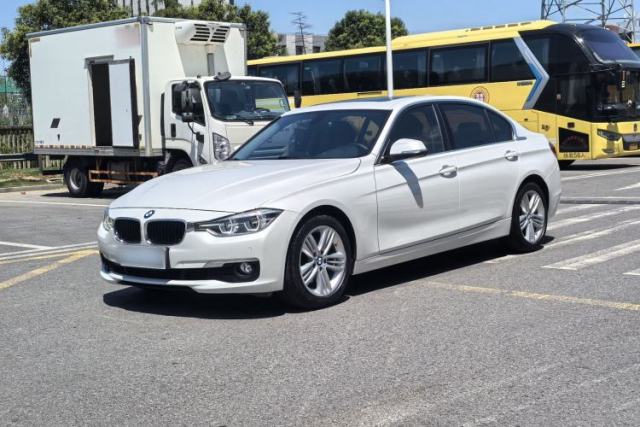 Ojetý BMW 3 Series 2016 320Li Fashion Model