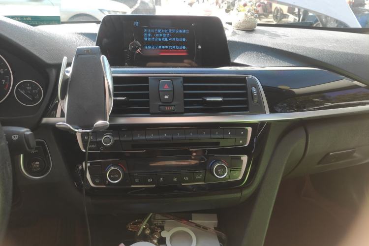 Used BMW 3 Series 2016 320Li Fashion Model Audio And AC Panel