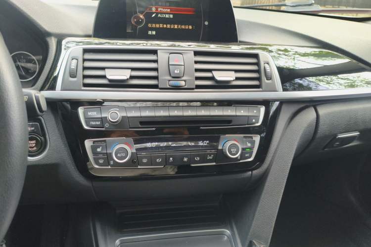 Used BMW 3 Series 2016 320Li Fashion Model Audio And AC Panel