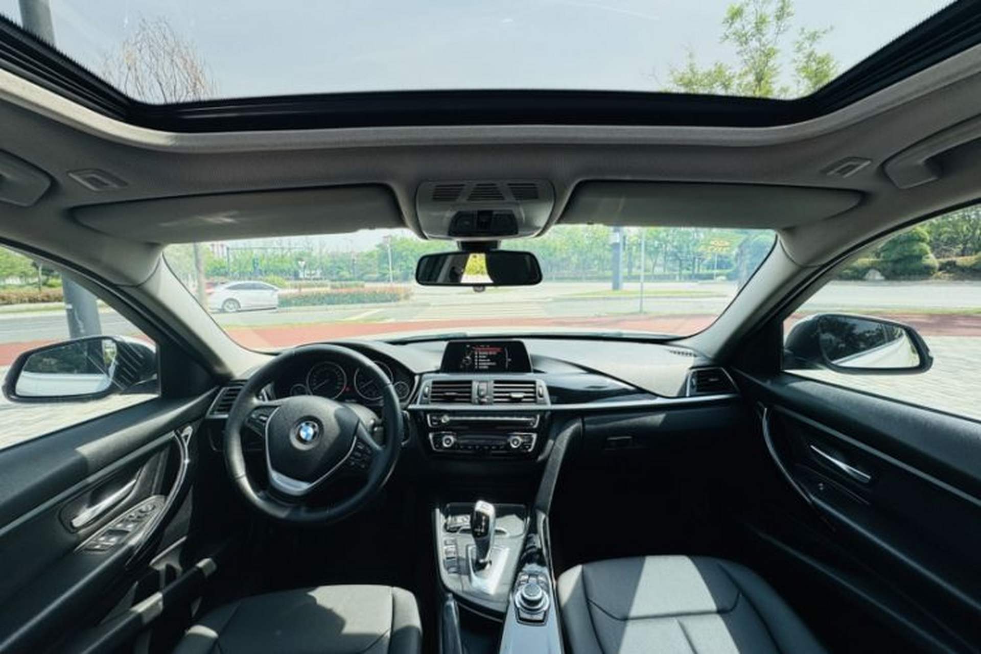 Used BMW 3 Series 2016 320Li Fashion Model Audio And AC Panel