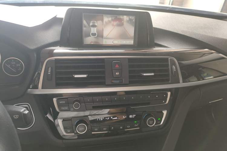 Used BMW 3 Series 2016 320Li Ambition Model Audio And AC Panel