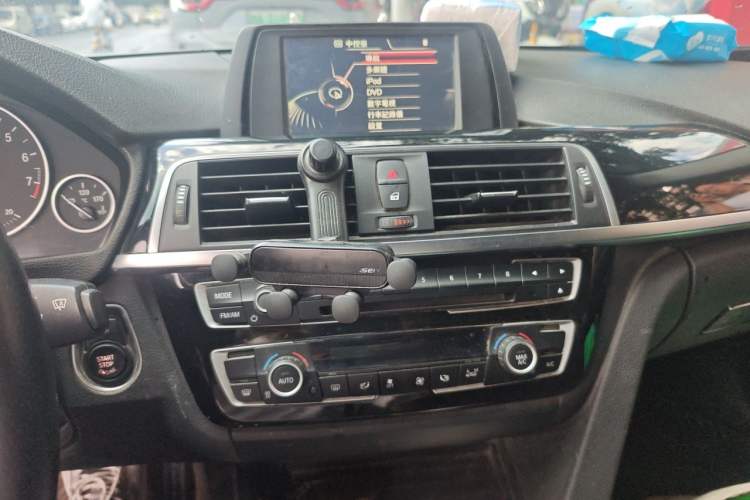 Used BMW 3 Series 2016 320Li Ambition Model Audio And AC Panel