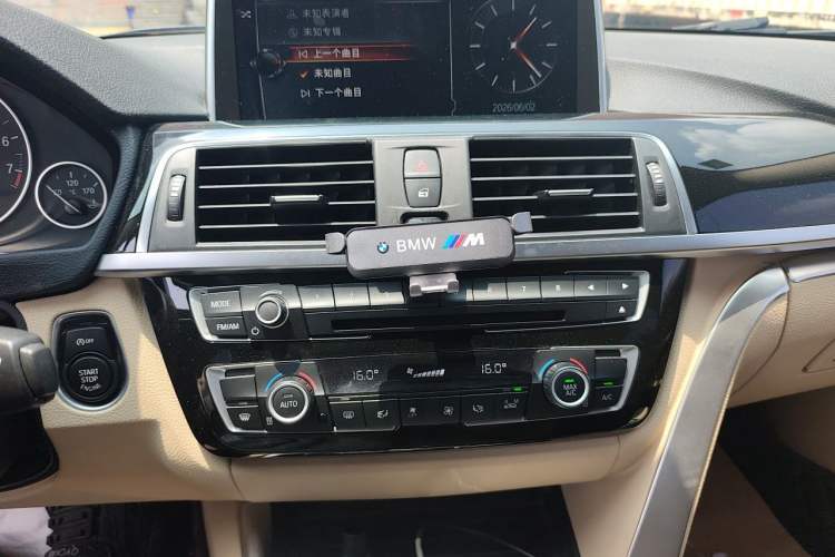Used BMW 3 Series 2016 320Li Ambition Model Audio And AC Panel