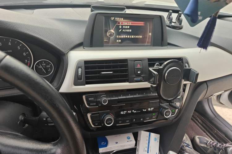 Used BMW 3 Series 2016 320Li Ambition Model Audio And AC Panel