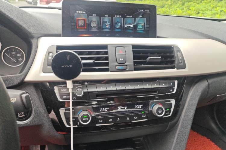 Used BMW 3 Series 2016 320Li Fashion Model Audio And AC Panel