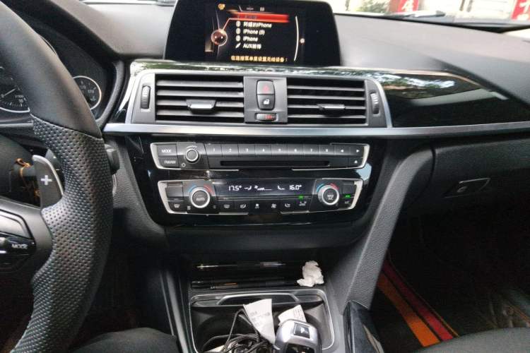 Used BMW 3 Series 2016 320Li Fashion Model Audio And AC Panel