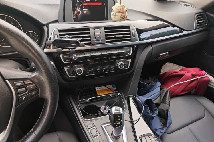 Used BMW 3 Series 2016 320Li Ambition Model Audio And AC Panel