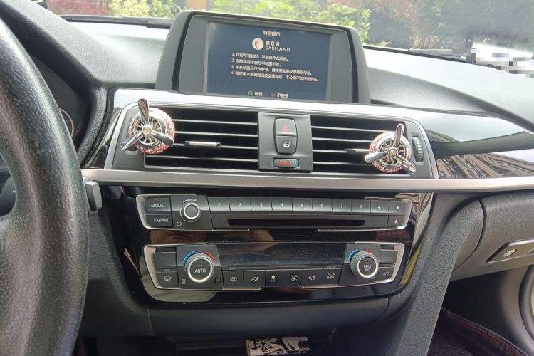 Used BMW 3 Series 2016 320Li Ambition Model Audio And AC Panel