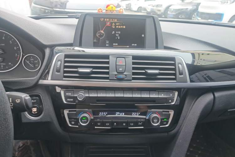 Used BMW 3 Series 2016 320Li Ambition Model Audio And AC Panel