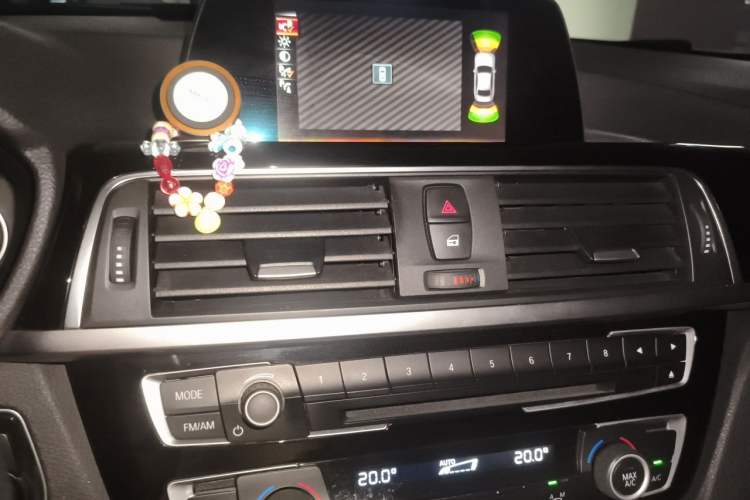 Used BMW 3 Series 2016 320Li Fashion Model Audio And AC Panel