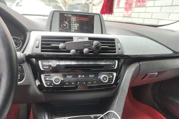 Used BMW 3 Series 2016 328Li Fashion Model Audio And AC Panel
