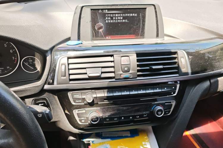 Used BMW 3 Series 2016 320Li Ambition Model Audio And AC Panel