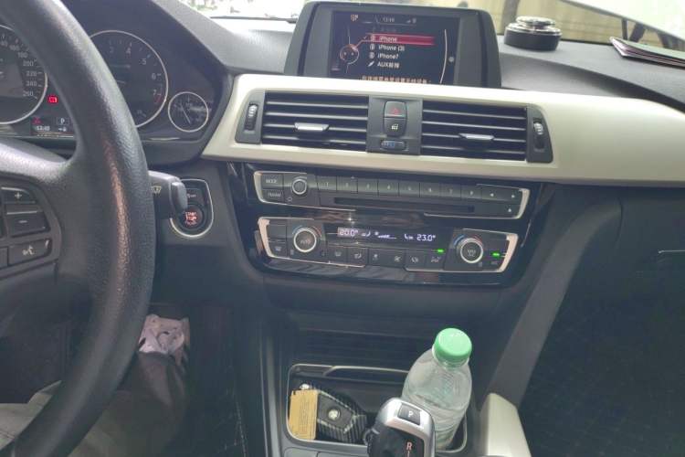 Used BMW 3 Series 2016 320Li Ambition Model Audio And AC Panel
