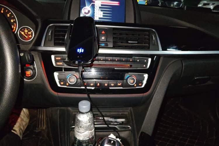 Used BMW 3 Series 2016 316Li Fashion Model Audio And AC Panel