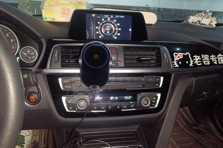 Used BMW 3 Series 2016 320Li Fashion Model Audio And AC Panel