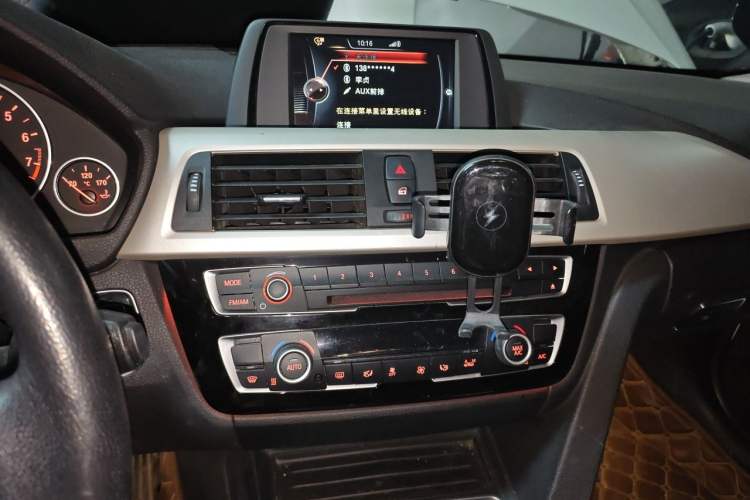 Used BMW 3 Series 2016 320Li Ambition Model Audio And AC Panel