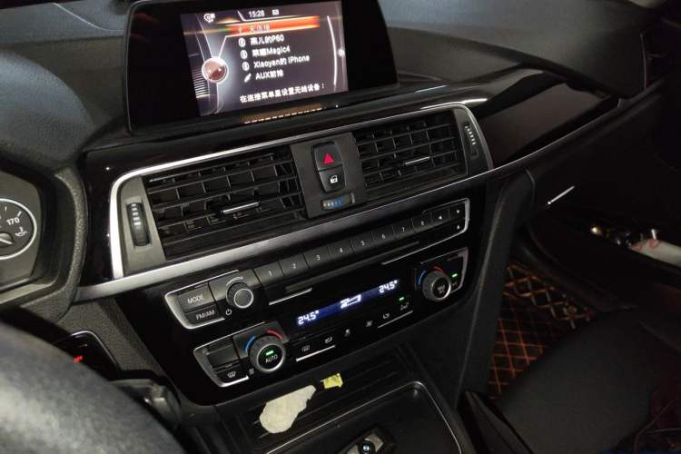 Used BMW 3 Series 2016 320Li Fashion Model Audio And AC Panel