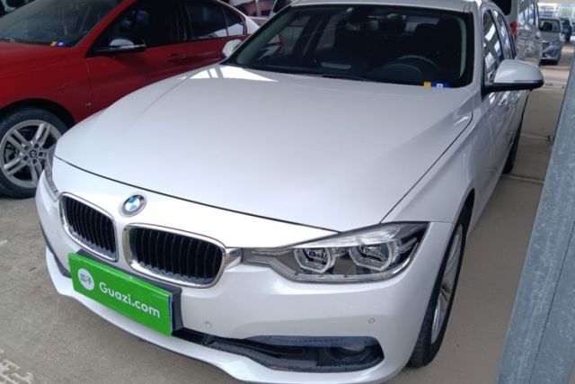 Used BMW 3 Series 2016 320i Fashion Model