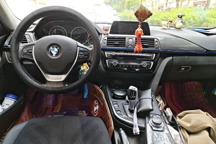 Used BMW 3 Series 2016 320Li Fashion Model Center Console