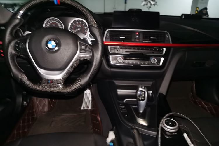 Used BMW 3 Series 2016 320Li Ambition Model Center Console