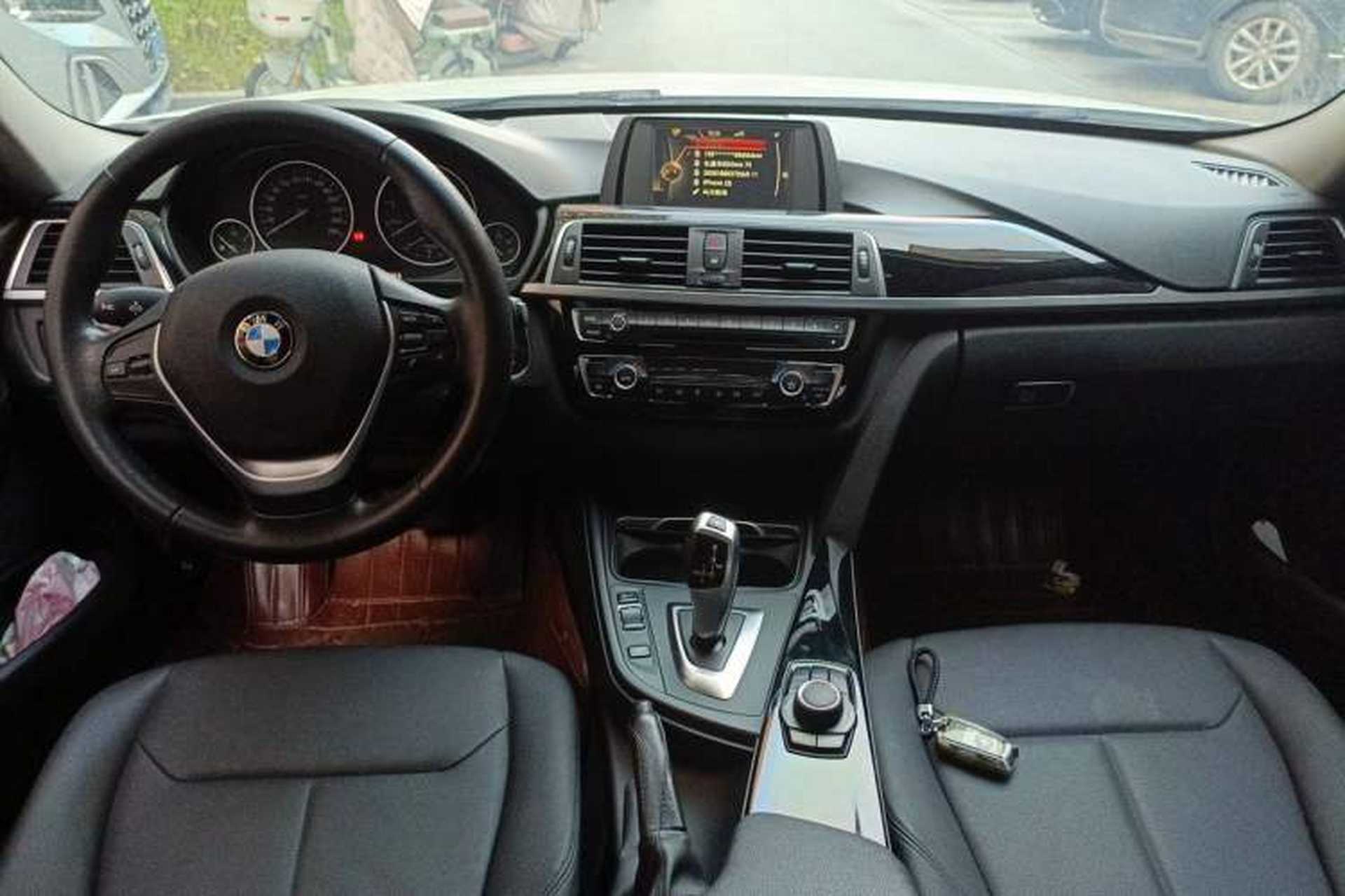 Used BMW 3 Series 2016 320Li Ambition Model Center Console