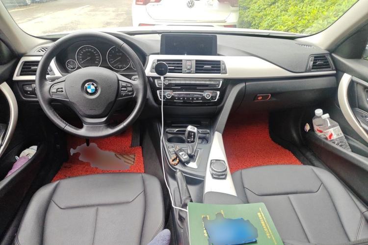 Used BMW 3 Series 2016 320Li Fashion Model Center Console