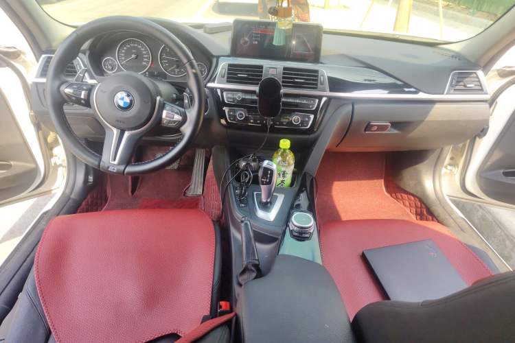 Used BMW 3 Series 2016 320Li Fashion Model Center Console